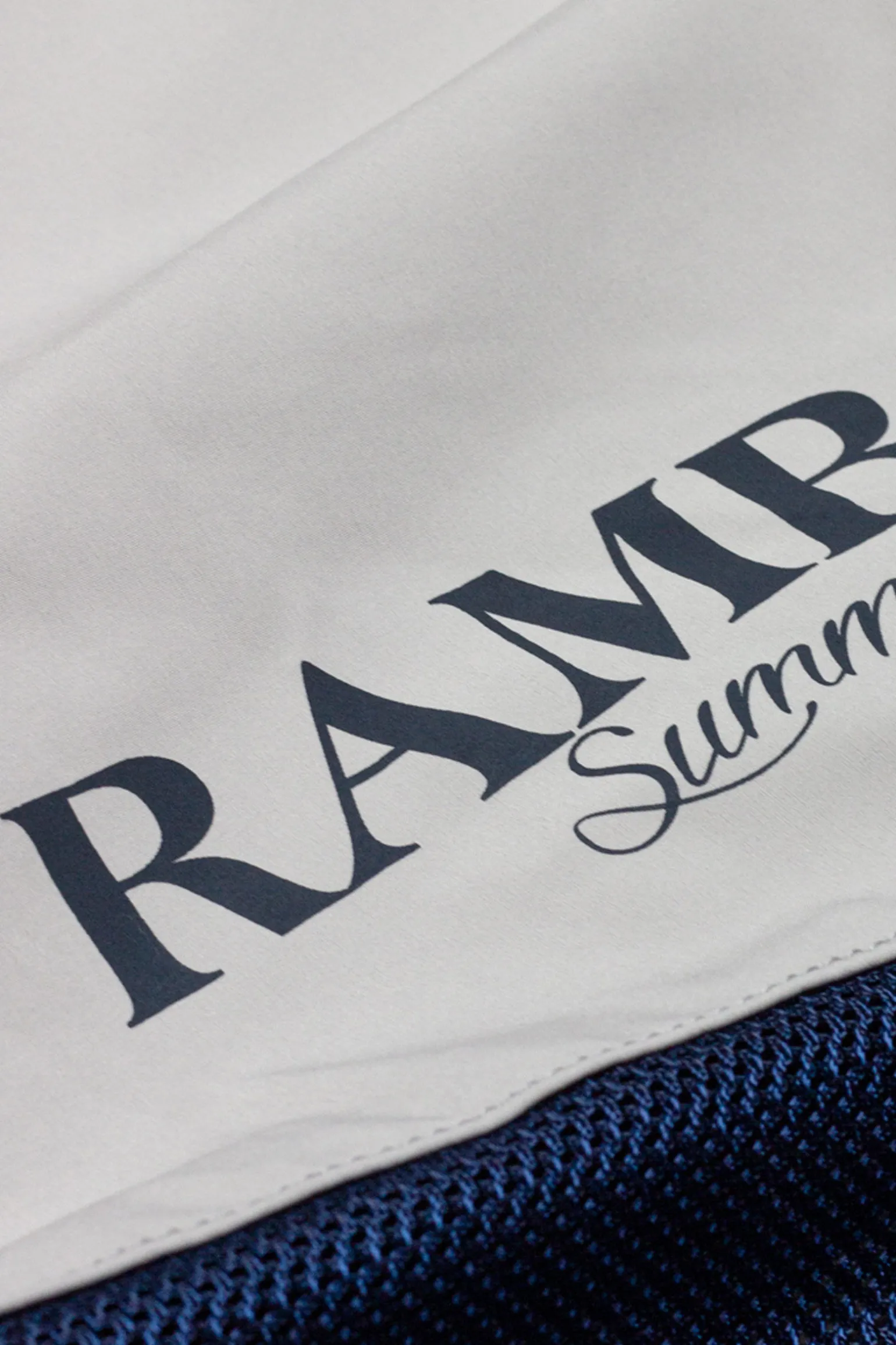 Horseware Rambo Summer Series utedekken med liner og avtakbar nakkedel, 100g