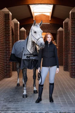 Horze Avalanche 1200D utedekken, medium tykkelse, 150g, halvhøy hals