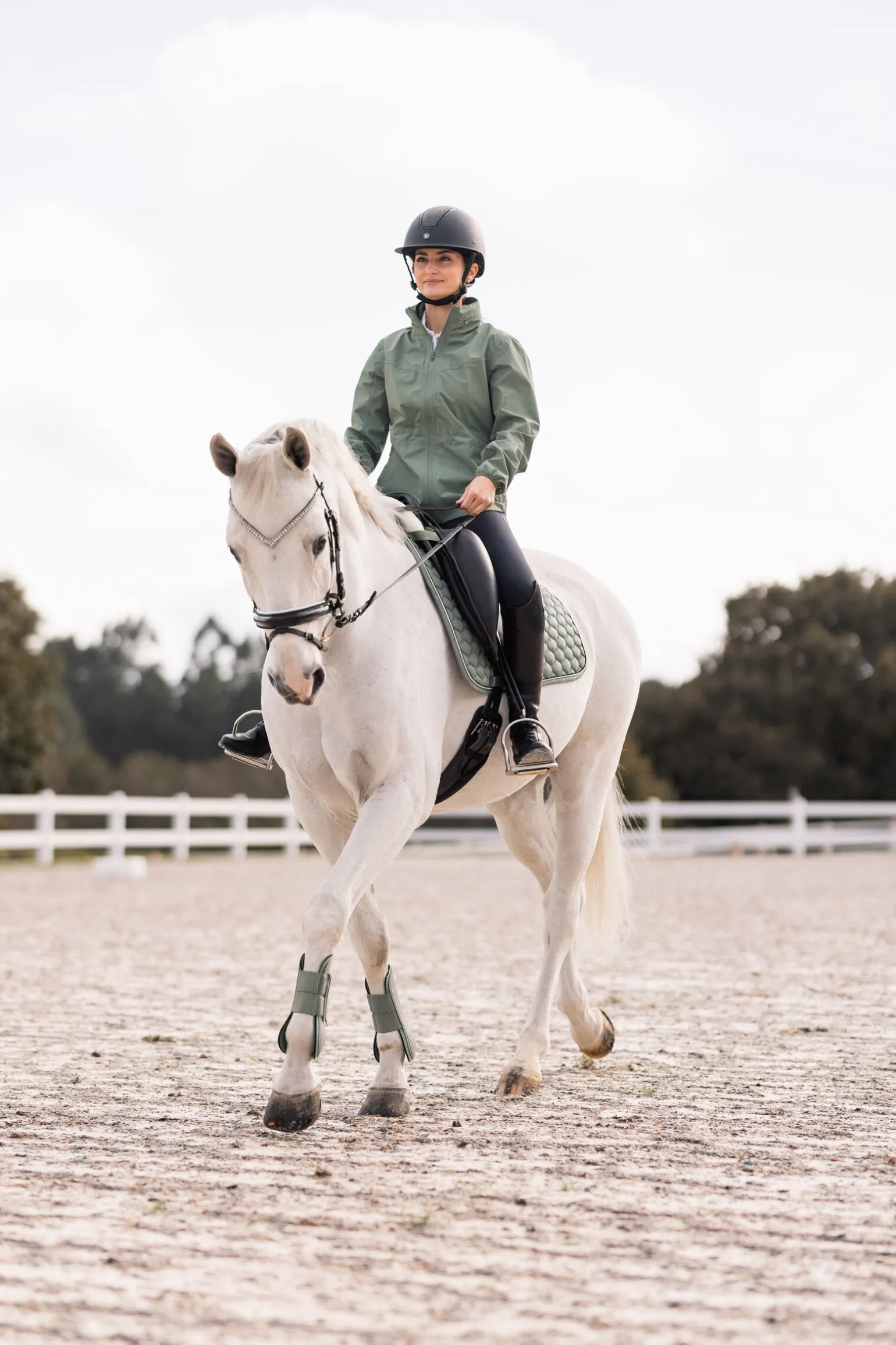 Horze Fiora tynn, vanntett ridejakke til dame