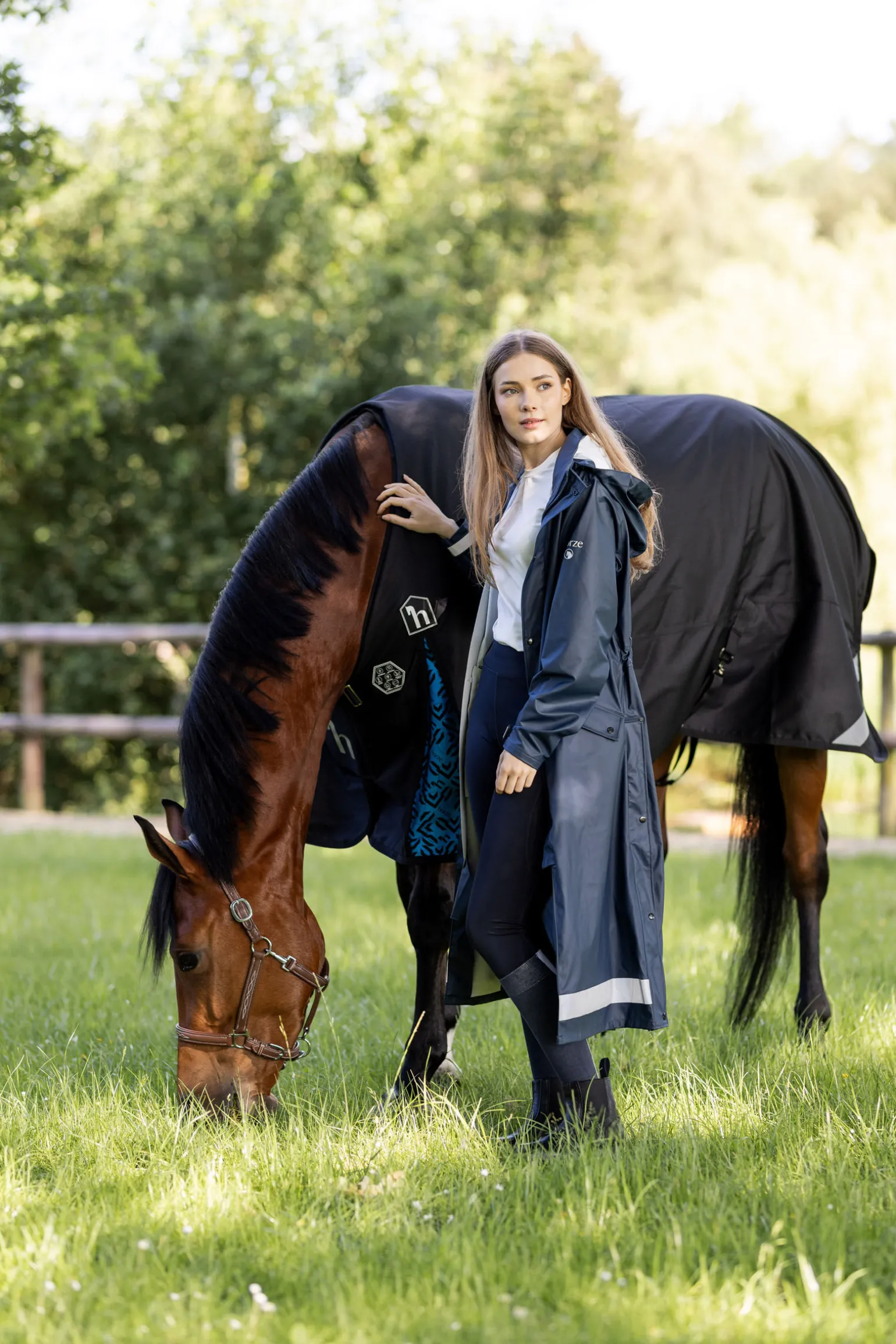 Horze Hazel lang regnjakke med splitt, dame