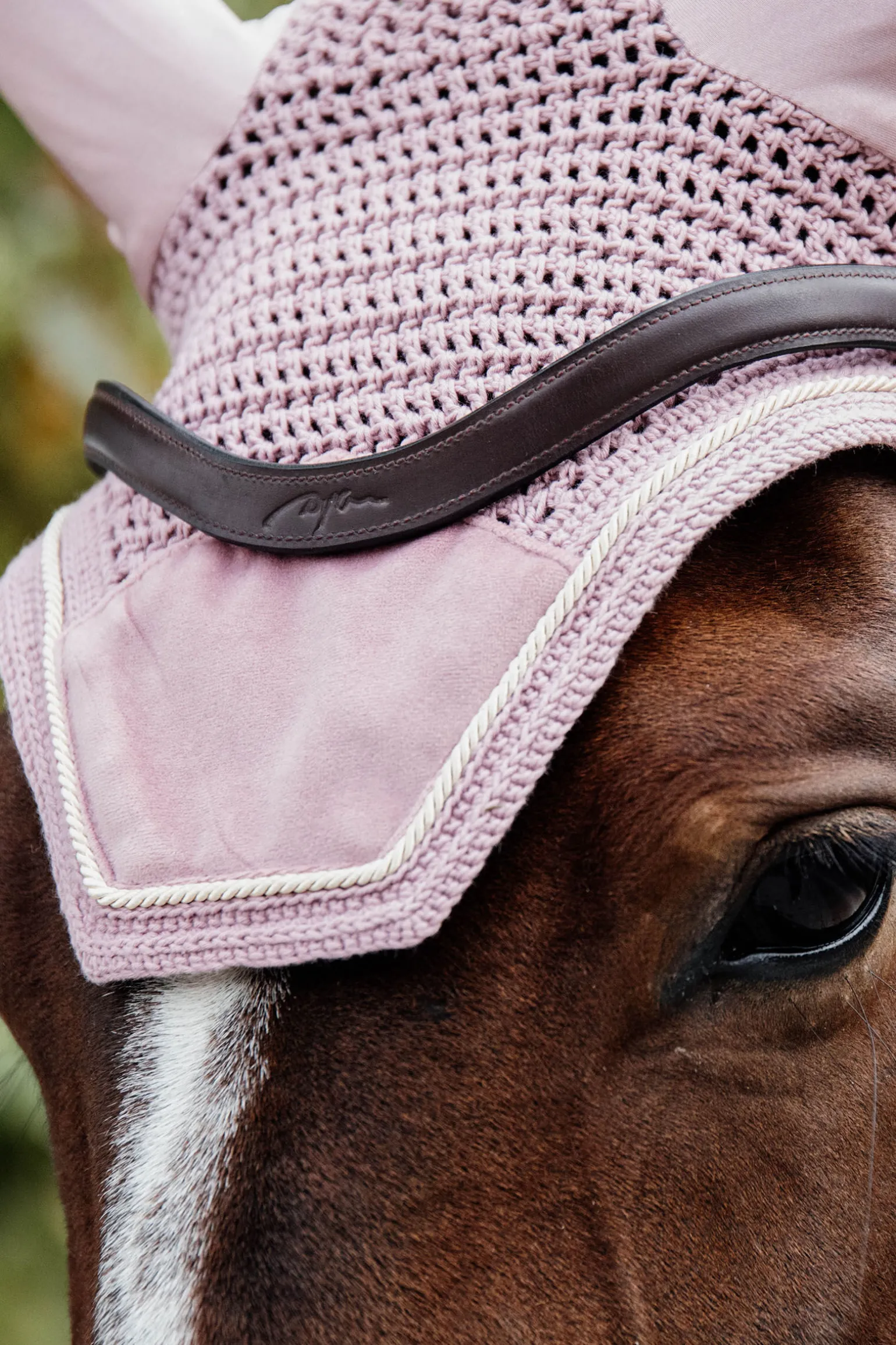 Kentucky Horsewear Wellington Velvet ørehette